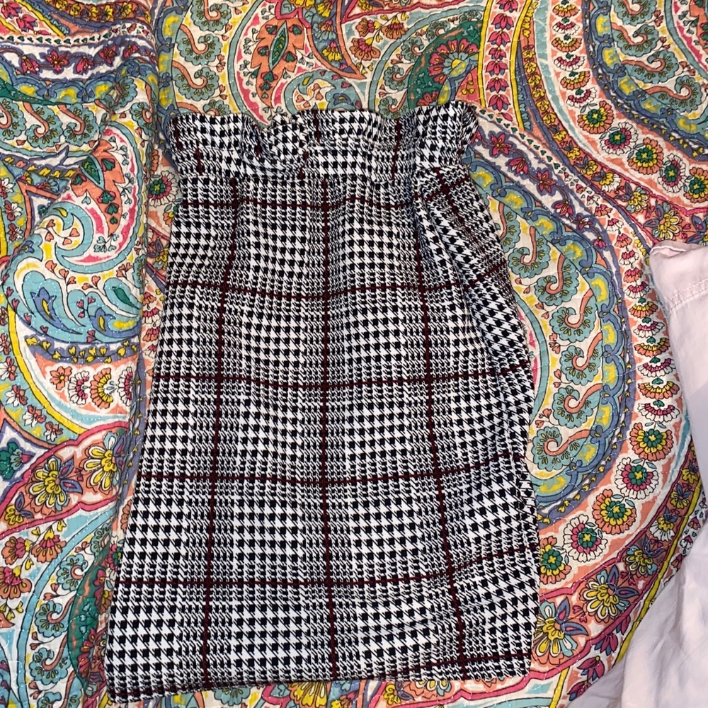 Rebellious black and white skirt size small